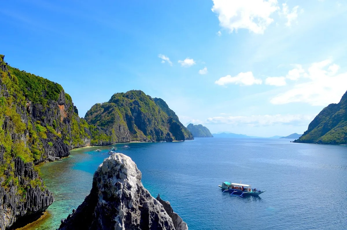 Îles calcaires de la baie d’El Nido, à Palawan