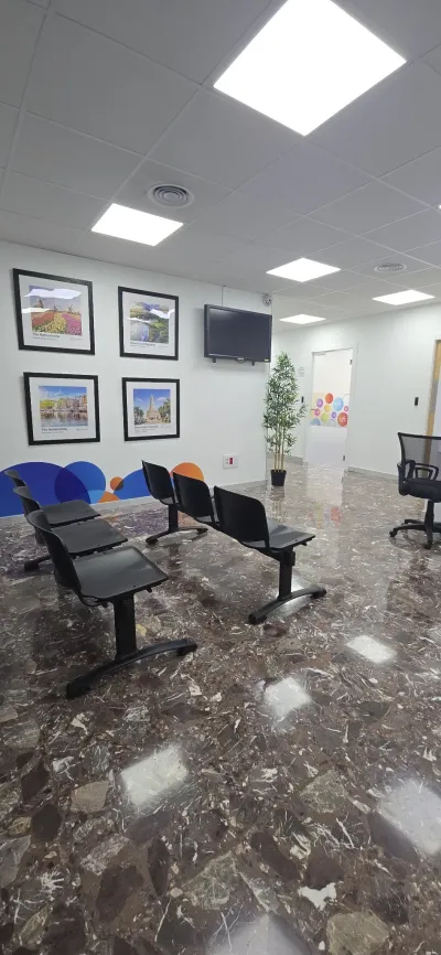Centro de Visados del Reino Unido en Barcelona (VFS Global) (2)