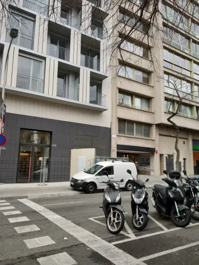 Centro de Visados del Reino Unido en Barcelona (VFS Global) (5)