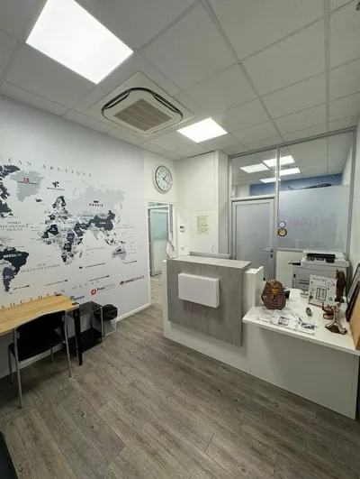 Visa Office, photo 2