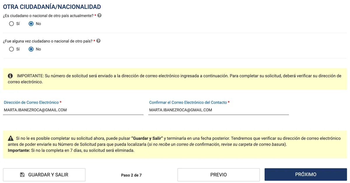 Preguntas de otra ciudadanía o nacionalidad contestadas con No, el correo electrónico escrito dos veces y los botones Guardar y salir, Previo y Próximo