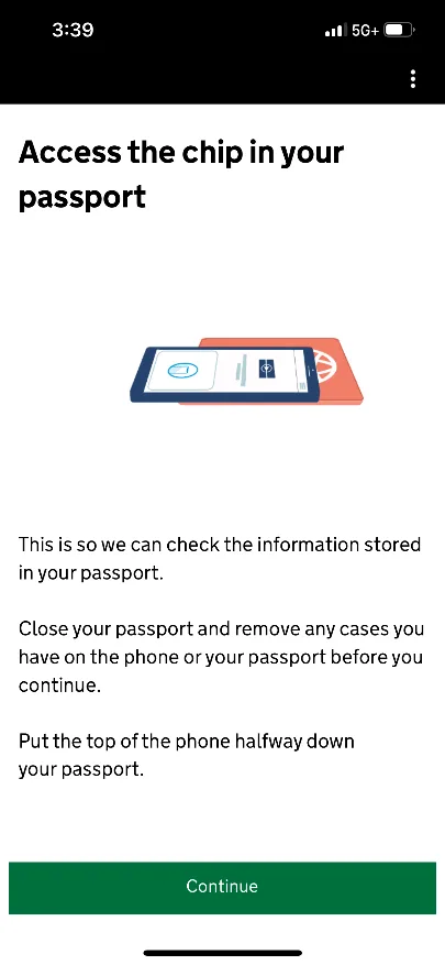 Acerca el móvil al pasaporte para leer el chip por NFC
