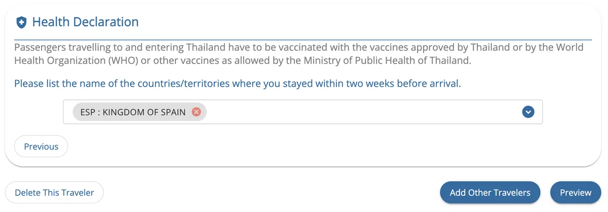 Declaración de salud con España como único país visitado y los botones Add Other Travelers y Preview